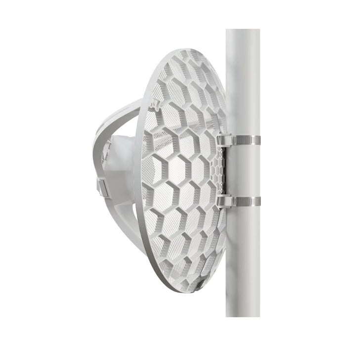 MikroTik LHGG LTE7 kit pole mounted