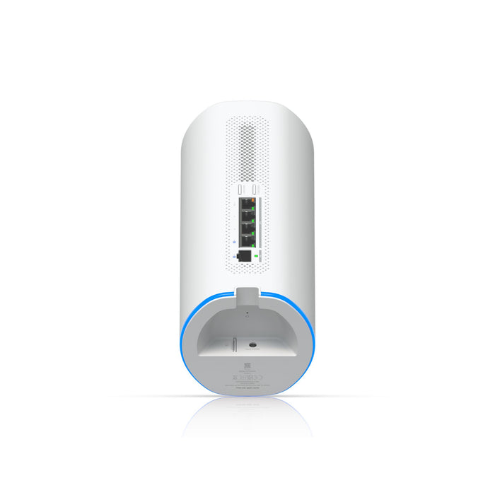 Ubiquiti UniFi Dream Router 5G Back and Base